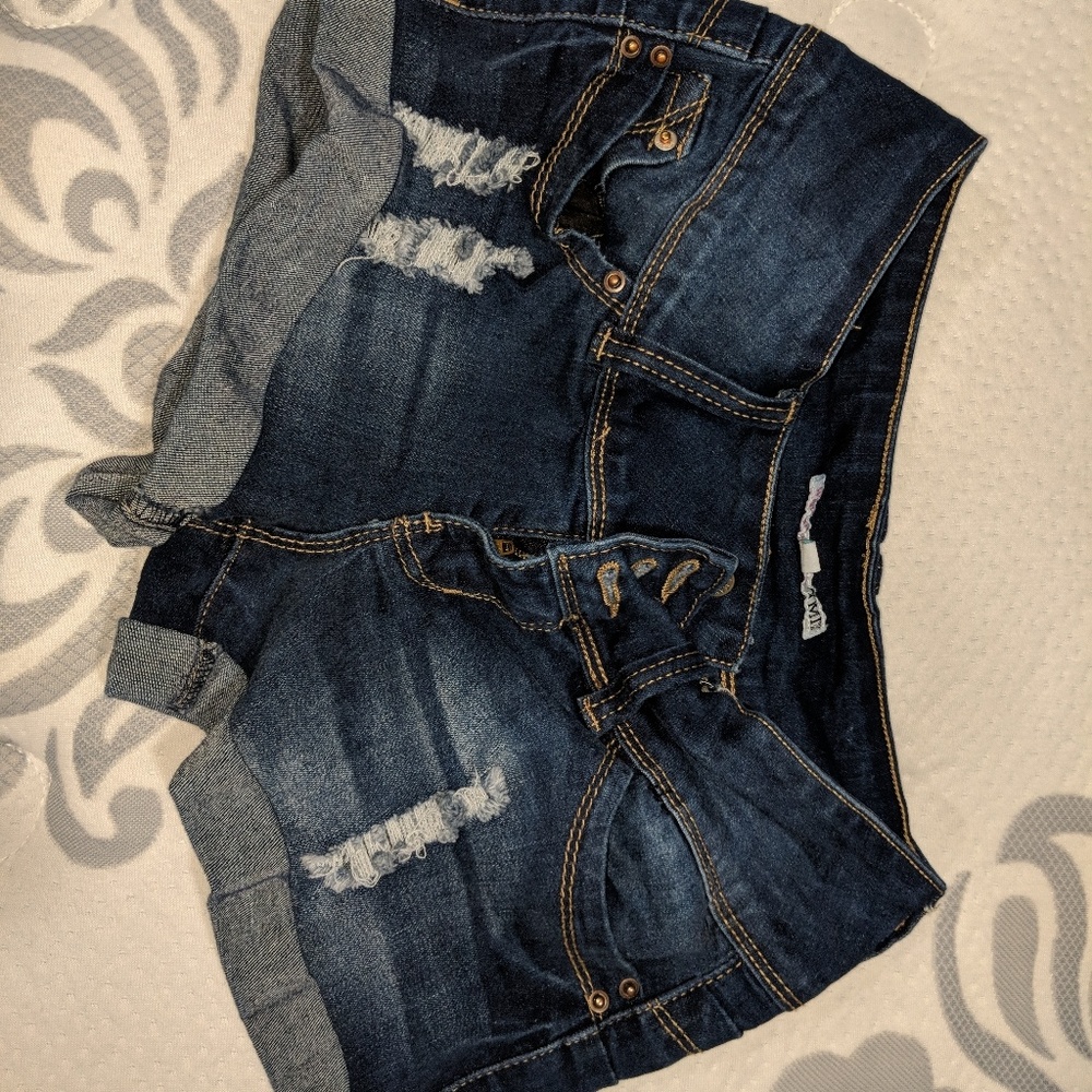 YMI by Rue21